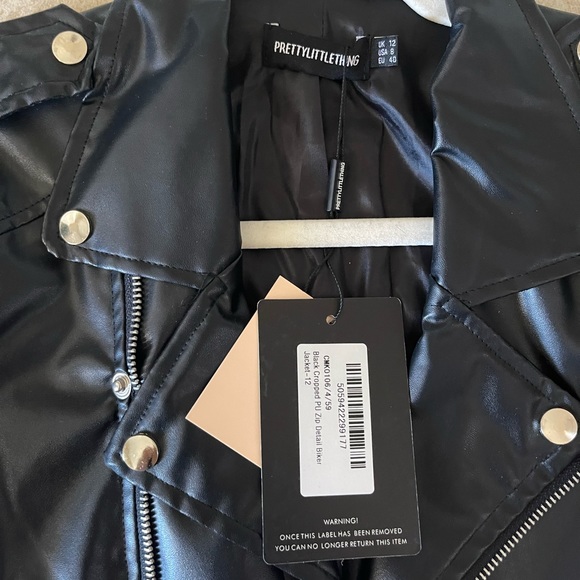 PrettyLittleThing Black Cropped PU Zip Detail Biker Jacket - Picture 4 of 6
